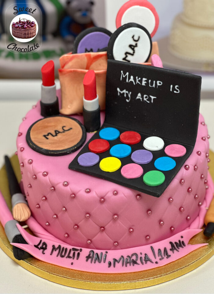 Tort Fetite Makeup