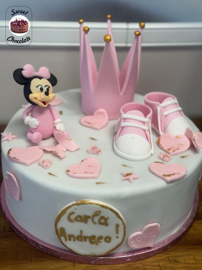 Tort Fetite Minnie si Coroana