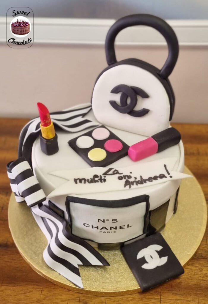 Tort Fetite Diva Chanel, Ruj si Makeup
